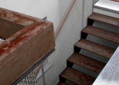 Wohnhaus Reus – Geländer, Treppe, Vordach