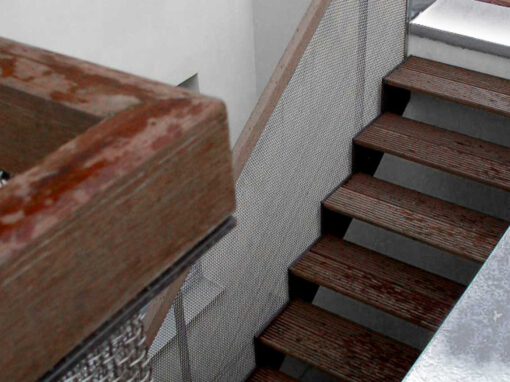 Wohnhaus Reus – Geländer, Treppe, Vordach